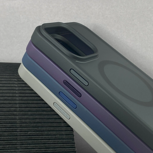 Чохол PHIBR Metal Buttons MagSafe для Iphone 17 Pro Deep Navy