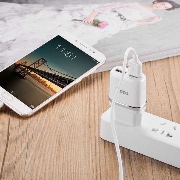 Сетевое зарядное устройство Hoco C12 Charger + кабель Lightning 2USB 2.4A White 42363