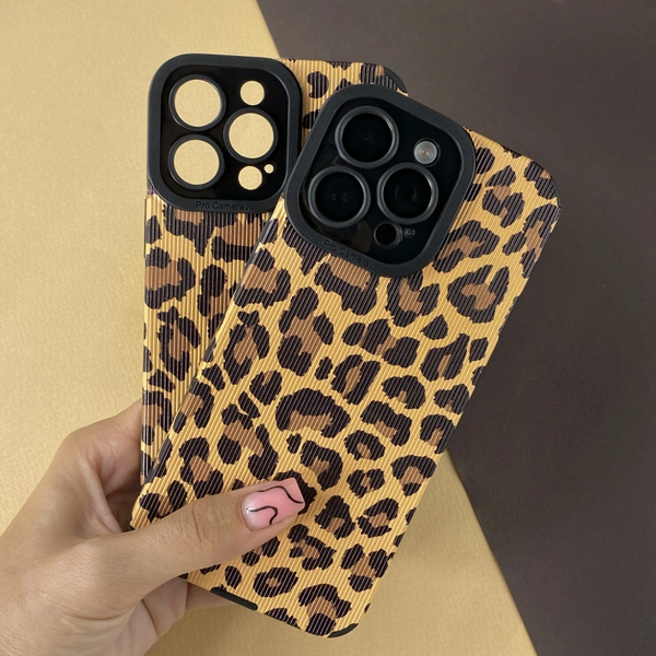 Чехол Leopard для Iphone 16 Pro Leopard