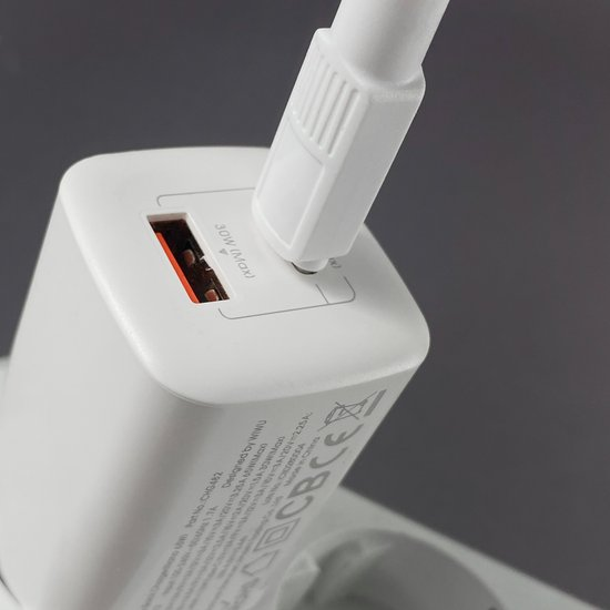 Мережевий зарядний пристрій WIWU Wi-U012 Nano GaN PD+QC Type-C+USB 65W White 88213